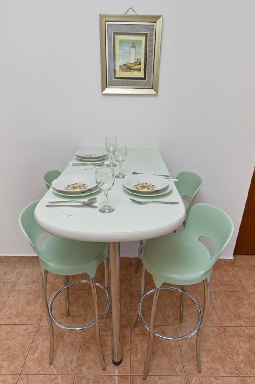 Apartments Ive - With Sea View 티스노 외부 사진